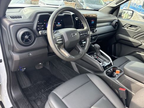 Certified 2024 Chevrolet Colorado Trail Boss image 13