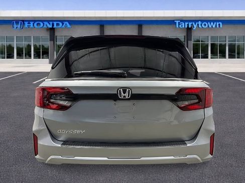 New 2026 Honda Odyssey EX-L image 4