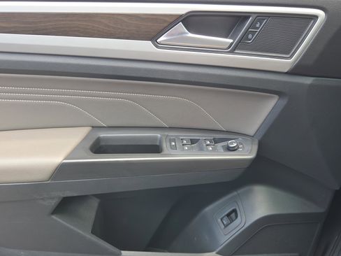 Used 2022 Volkswagen Atlas SE FWD image 20