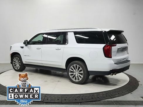Used 2023 GMC Yukon XL Denali AWD/4WD image 5