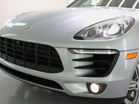 Used 2017 Porsche Macan S image 21