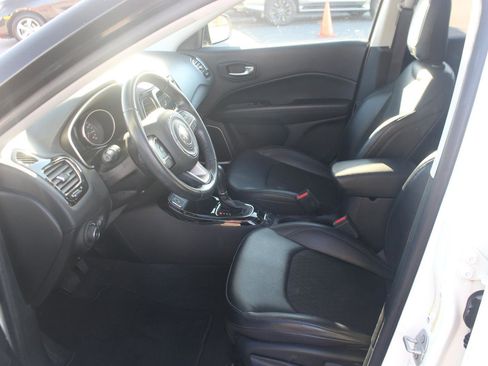 Used 2021 Jeep Compass Latitude w/ Sun and Sound Group image 13