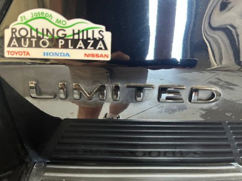 Used 2021 Ford Expedition Limited AWD/4WD image 46