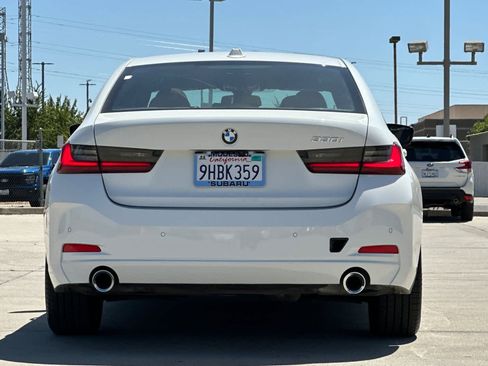 Used 2023 BMW 330i Sedan w/ Parking Assistance Package RWD image 4