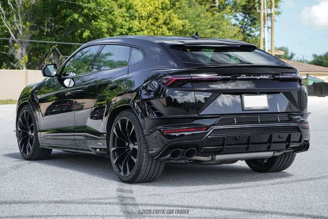 Used 2024 Lamborghini Urus S AWD/4WD image 6