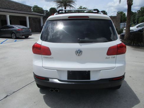 Used 2012 Volkswagen Tiguan S FWD image 9