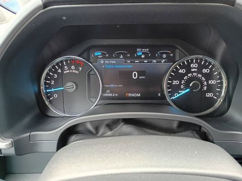 Used 2020 Ford F150 Lariat w/ Equipment Group 502A Luxury AWD/4WD image 14