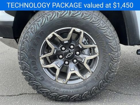 New 2026 Chevrolet Colorado ZR2 w/ Technology Package image 9