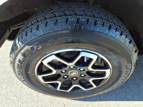 Used 2025 Ford Bronco Outer Banks image 4