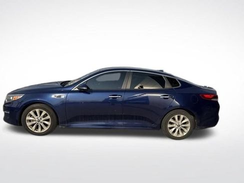 Used 2017 Kia Optima LX FWD image 8