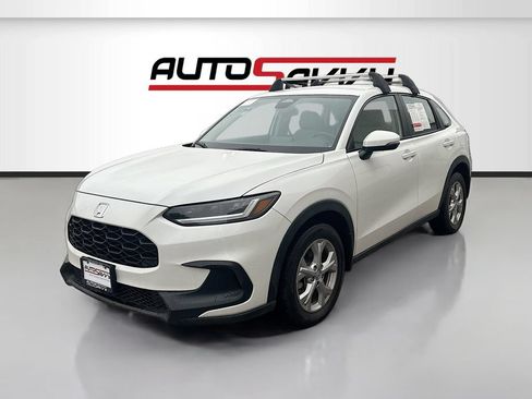 Used 2024 Honda HR-V LX image 3