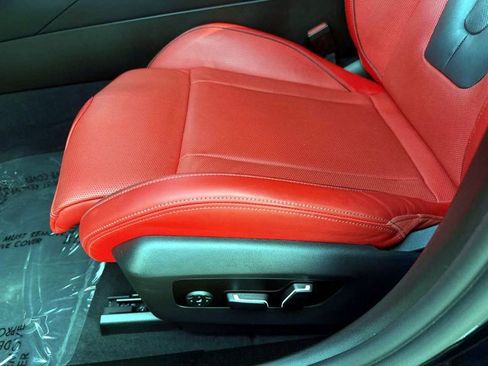 Used 2025 BMW M5 w/ Executive Package AWD/4WD image 19