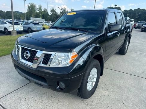 Used 2021 Nissan Frontier SV w/ SV Utility Package RWD image 3