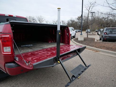 Used 2017 Ford F150 XLT w/ Equipment Group 302A Luxury image 24