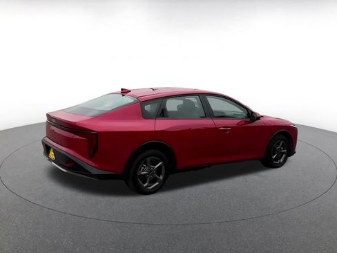 Used 2025 Kia K4 FWD image 15