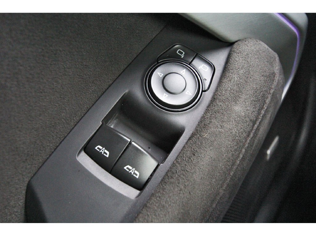 Used 2020 Chevrolet Camaro ZL1 RWD image 22