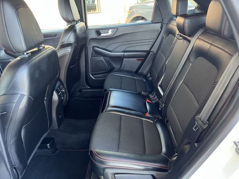 Used 2023 Ford Escape ST-Line image 15