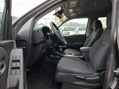 Certified 2023 Nissan Frontier S w/ Technology Package AWD/4WD image 15