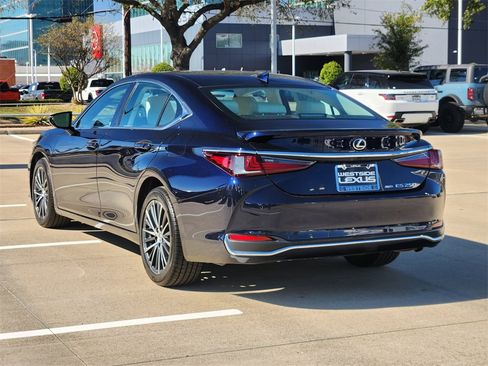 Used 2022 Lexus ES 250 w/ Premium Package image 5