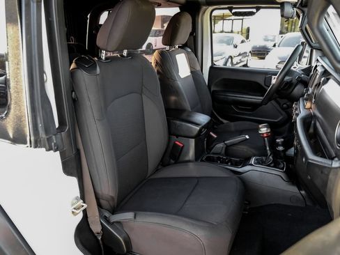 Used 2022 Jeep Wrangler Sport AWD/4WD image 20