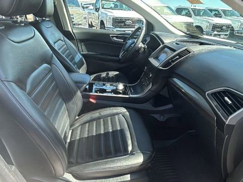 Certified 2020 Ford Edge SEL w/ Convenience Package AWD/4WD image 11