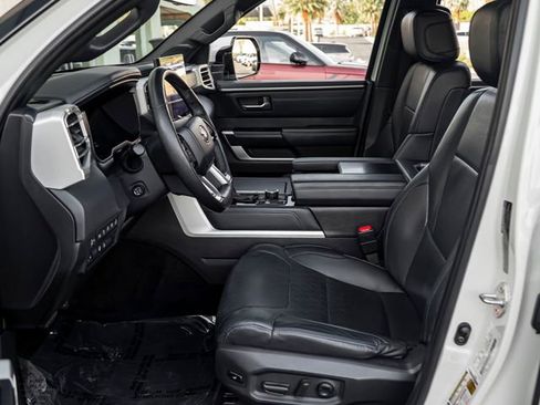 Used 2022 Toyota Tundra Platinum w/ Advanced Package AWD/4WD image 15