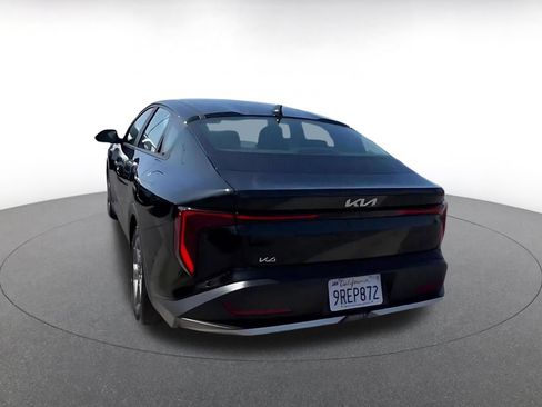 Used 2025 Kia K4 FWD image 11