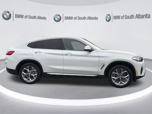 Certified 2025 BMW X4 xDrive30i w/ Premium Package AWD/4WD image 31