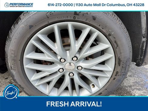 Used 2017 Jeep Grand Cherokee Summit w/ Skid Plate Group AWD/4WD image 23