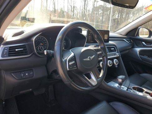 Used 2023 Genesis G70 2.0T image 15