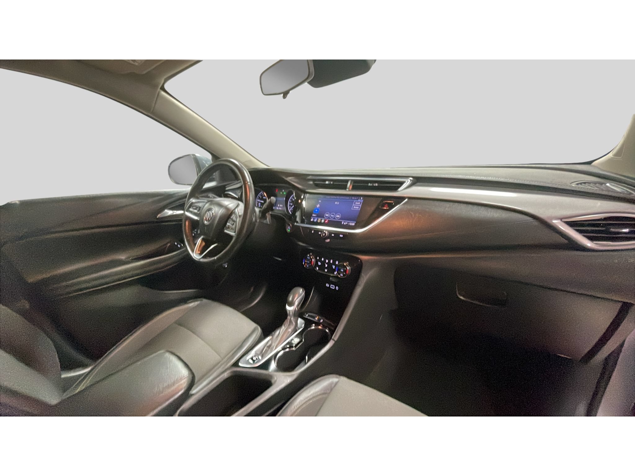 Used 2021 Buick Encore GX Select w/ Sport Touring Package FWD image 17