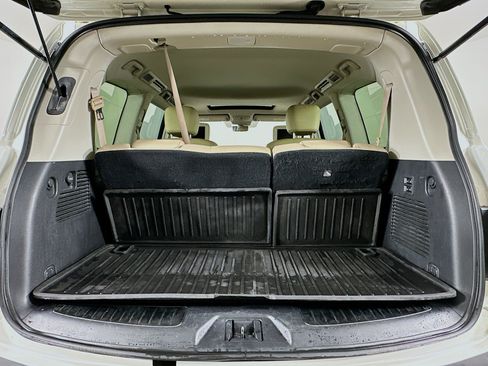 Used 2019 Nissan Armada Platinum w/ Captain's Chairs Package image 32