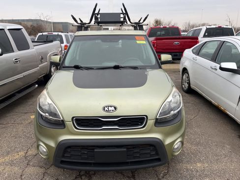 Used 2012 Kia Soul + w/ Audio Pkg image 23