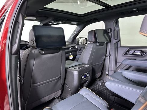 New 2026 GMC Yukon AT4 w/ AT4 Premium Plus Package image 22