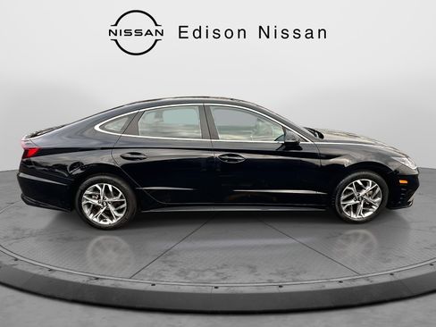 Used 2023 Hyundai Sonata SEL w/ Cargo Package image 3