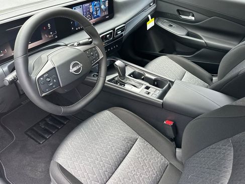 New 2026 Nissan Sentra SV w/ SV Convenience Package image 8