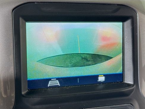 Used 2019 Chevrolet Silverado 1500 Custom w/ Custom Value Package image 11