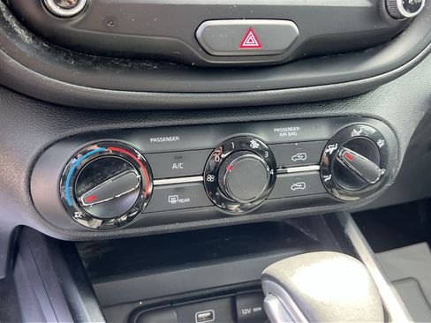 Used 2021 Kia Soul GT-Line FWD image 18