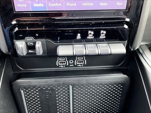 Used 2026 RAM 1500 Laramie w/ Laramie Southwest Edition image 33