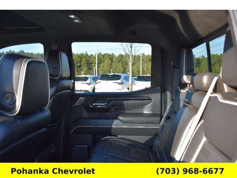 Used 2022 GMC Sierra 1500 AT4X image 28