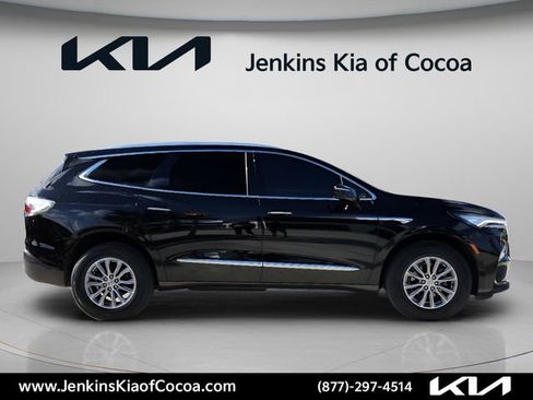 Used 2023 Buick Enclave Essence w/ Trailering Package, 5000 lbs. FWD image 2