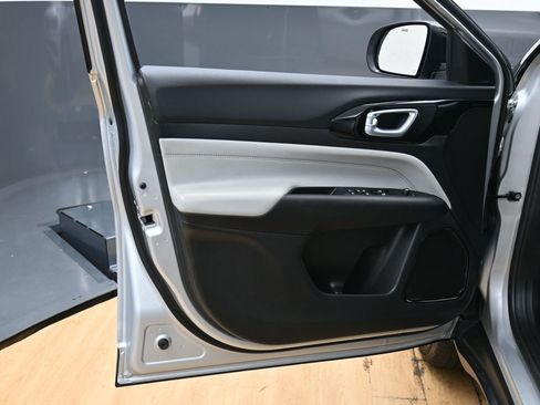 Used 2026 Jeep Compass Limited image 49