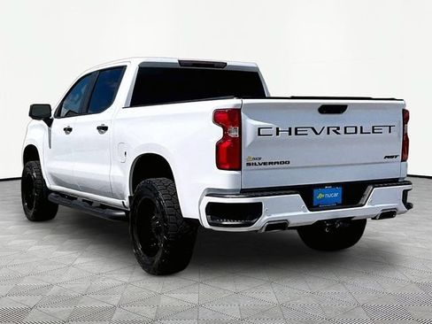 Used 2023 Chevrolet Silverado 1500 RST w/ Redline Edition AWD/4WD image 4