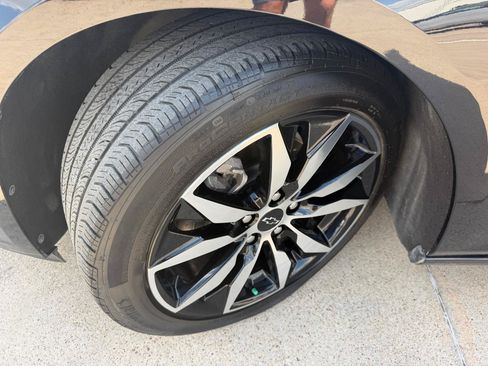 Used 2023 Chevrolet Malibu RS w/ LPO, Floor Liner Package FWD image 9