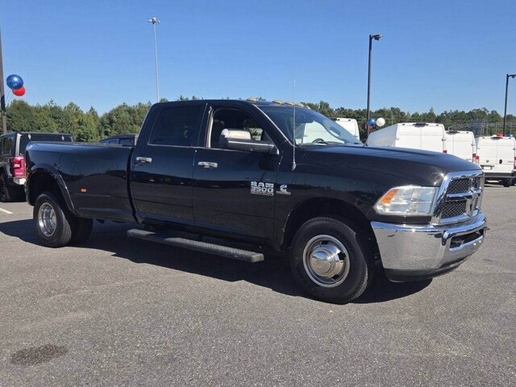 Used 2016 RAM 3500 Tradesman w/ Chrome Appearance Group RWD image 16