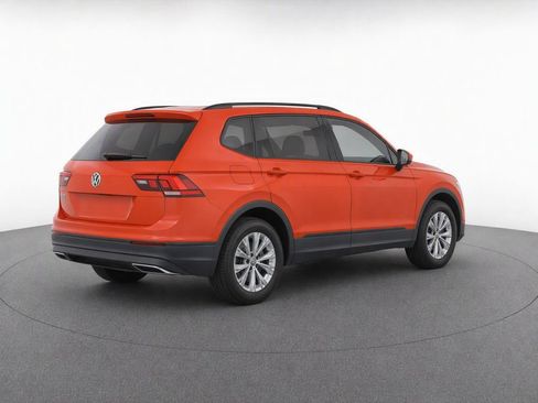 Used 2019 Volkswagen Tiguan S w/ Driver Assistance Package FWD image 4