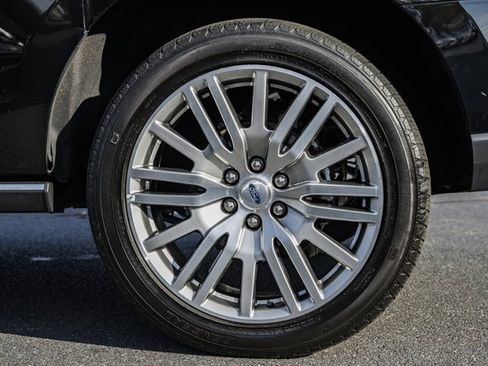 Used 2023 Ford Expedition Max Limited image 22