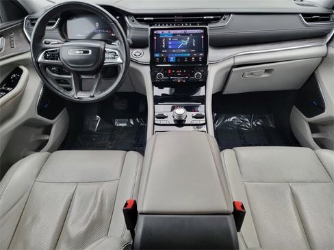 Certified 2023 Jeep Grand Cherokee L Overland w/ Advanced Protech Group III image 27