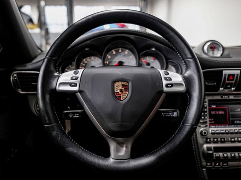 Used 2005 Porsche 911 Carrera S image 10