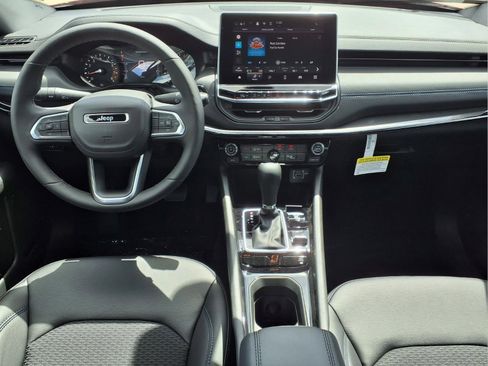 New 2026 Jeep Compass Latitude AWD/4WD image 8